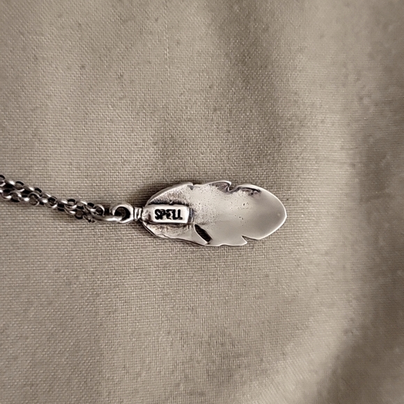 ❌️SOLD❌️SPELL : Feather Bracelet with Spell Box - Picture 2 of 4